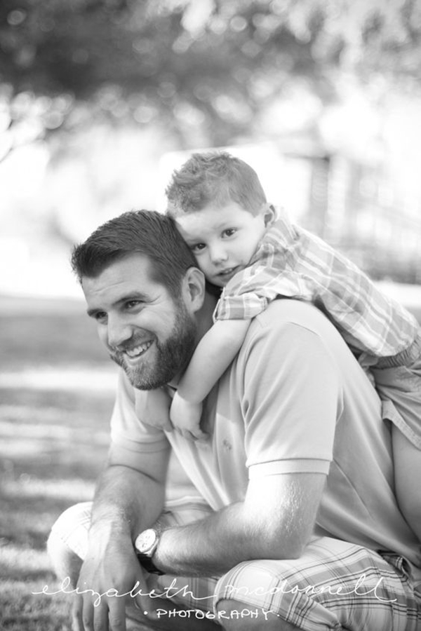 40 Best Father-Son Photography Poses – Macho Vibes