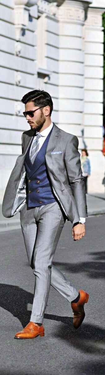 Blazer-Outfits-For-Men-To-Try-This-Winter