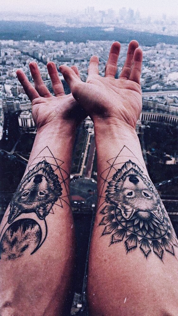 Unique-and-Strong-Forearm-Tattoos-For-Men