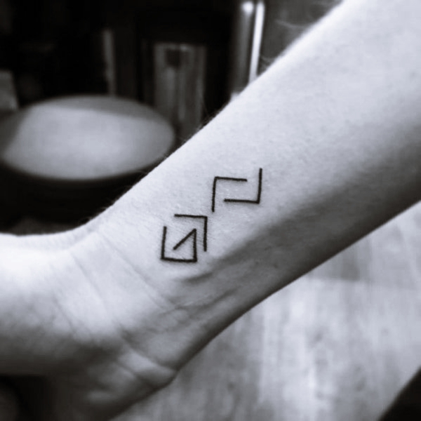 Tiny-Tattoos-For-Men-Yet-Meaningful