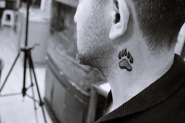 Tiny-Tattoos-For-Men-Yet-Meaningful