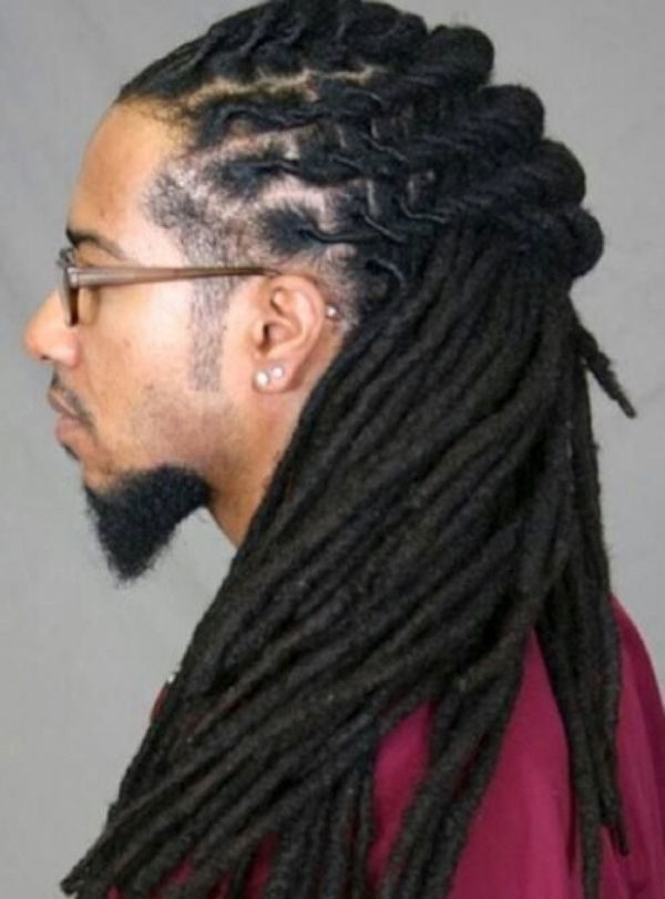  fashionably-correct-long-hairstyles-black-men