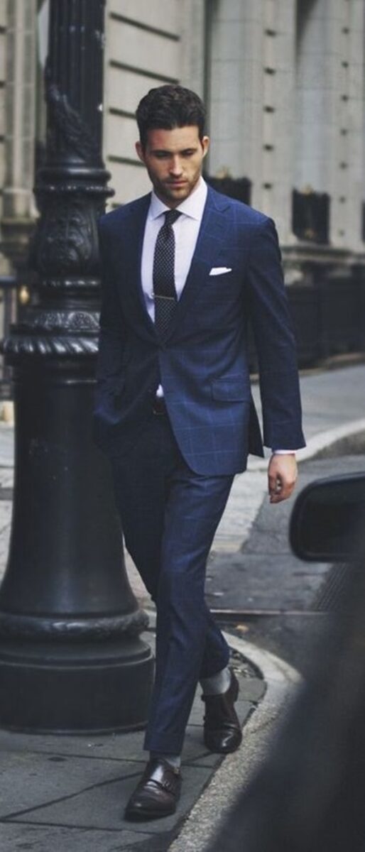 different-ways-to-style-a-navy-suit