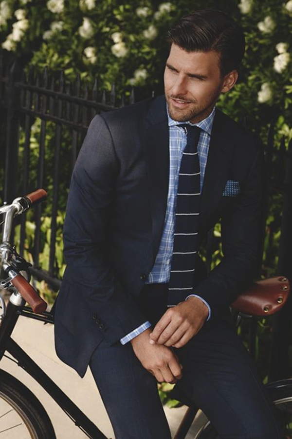 different-ways-to-style-a-navy-suit