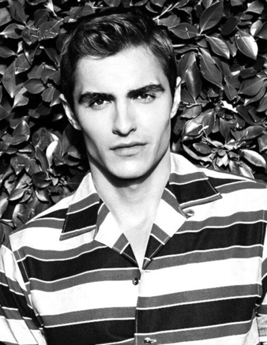 20 Face Exercises For Men To Get A Jawline Macho Vibes