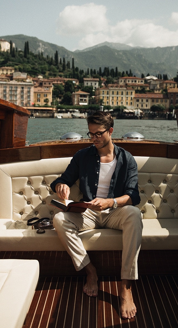 easy-yet-sexy-travel-outfits-for-men