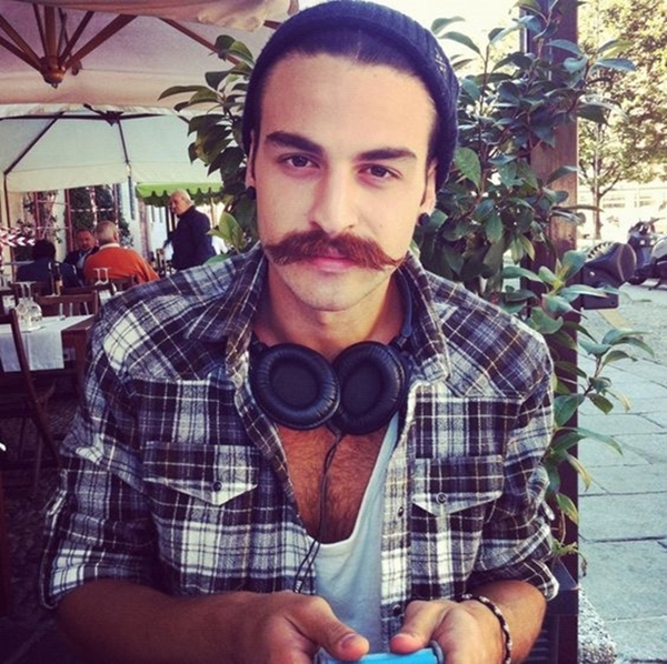 different-mens-mustache-styles