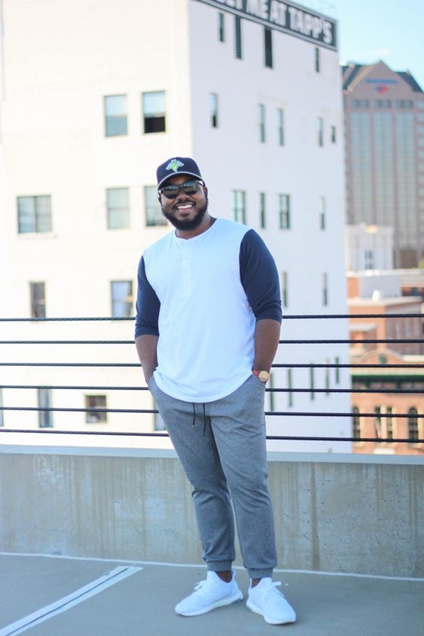 Practical-Outfits-for-Men-with-a-Beer-Bell