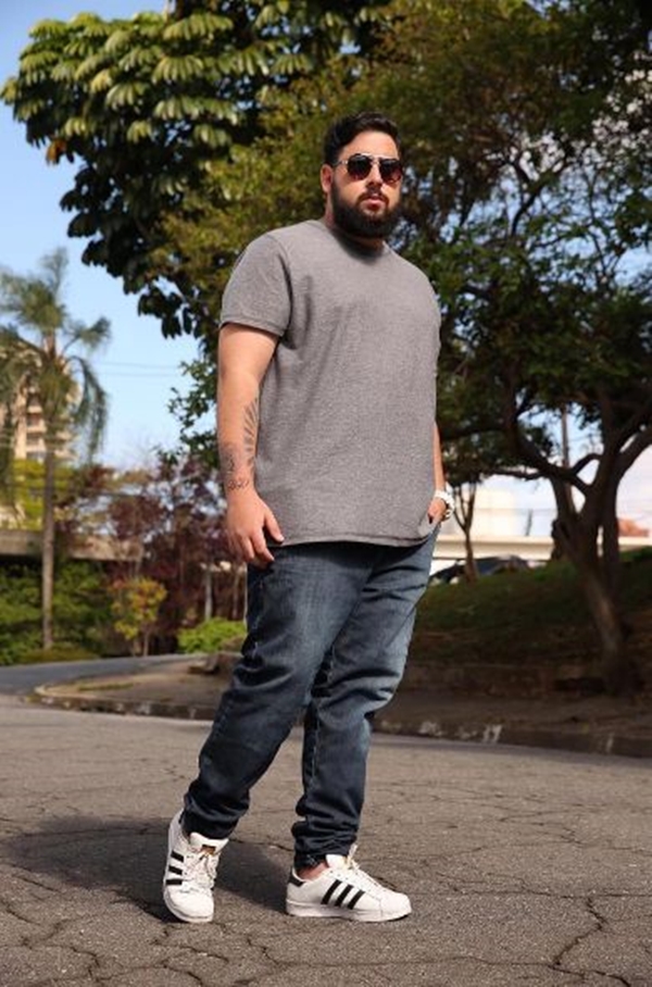 20 Practical Outfits For Men With A Beer Belly – Macho Vibes