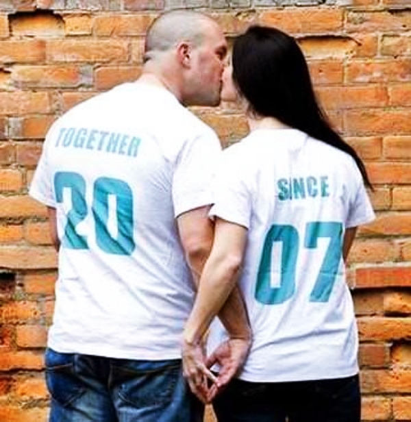 Best-Couple-Photo-Poses-For-Wedding-Anniversary