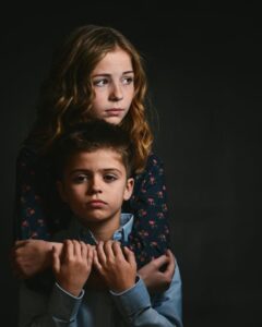 40 Best Brother Sister Photography Poses in 2022 - Create Memories