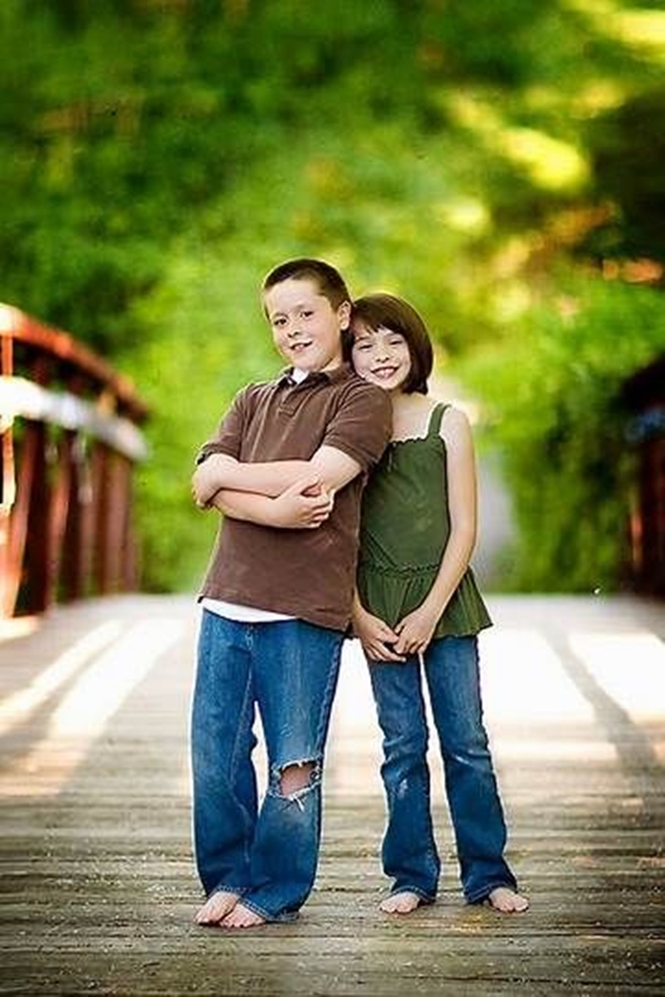 Best-Brother-Sister-Photography-Poses