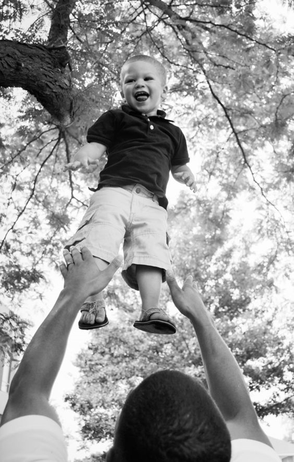 Best-Father-Son-Photography-Poses