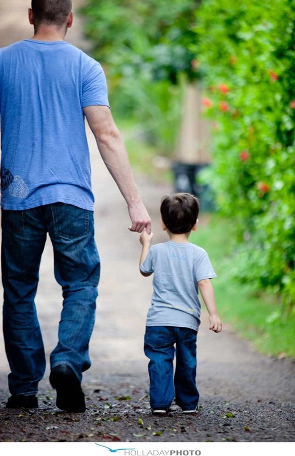 Best-Father-Son-Photography-Poses