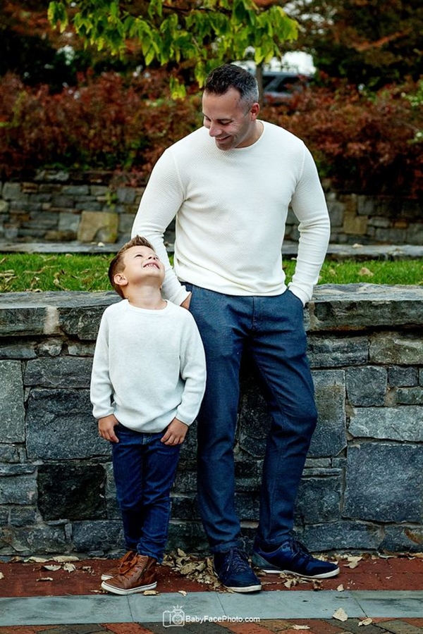 Best-Father-Son-Photography-Poses