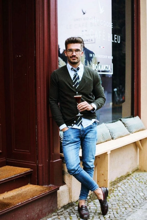 Simple-and-Classy-Teachers-Outfits-for-Men