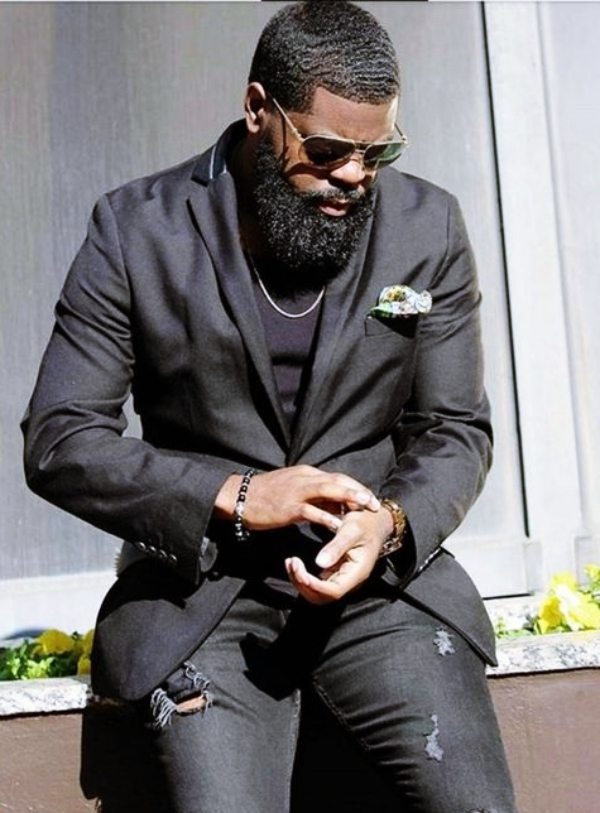 Dynamic-Black-Men-Beard-Styles