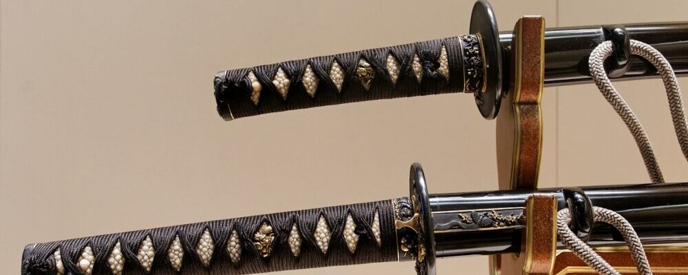 6 Things To Check Before Buying a Japanese Samurai Sword – 2024 Guide