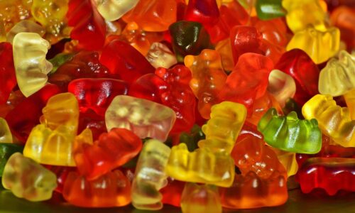 5 Reasons Everyone Must Buy CBD Gummies Online