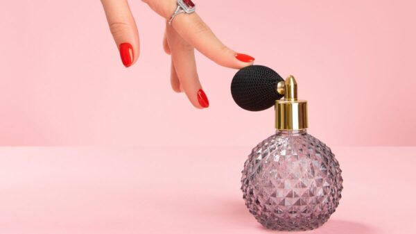 Perfume: Its Effects And Guide To Buy And Wear