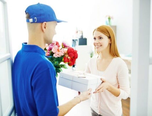 7 Tips and Rules for Sending Someone a Flower Delivery at Work