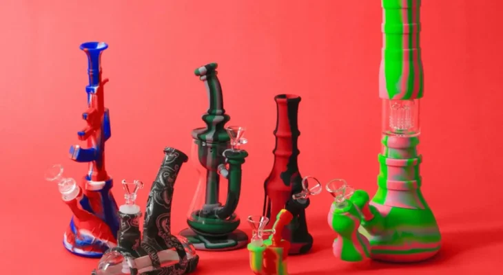 Is it Safe to Smoke Out of a Silicone Pipe – 2024 Guide