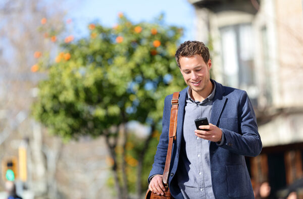 What Are The Advantages Of Using Your Mobile On The Go?