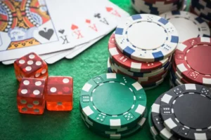 Gambling Online – What Are the Risks & How Does It Work?