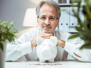 6 Ways Seniors Can Optimize Their Money During the Current Economic Climate
