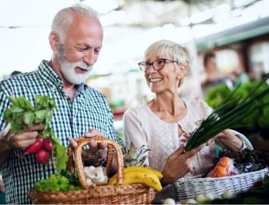 What is a Healthy Diet Plan for Your Elderly Parents Above 60