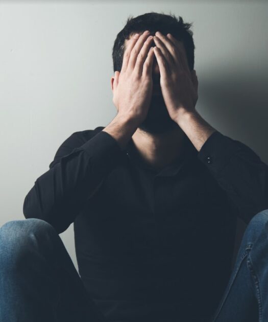Male Depression ─ Signs And Treatment Options