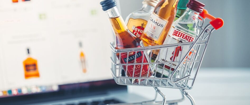 Skip the Line and Buy Alcohol Online for Your Next Party ─ 2024 Buying Guide