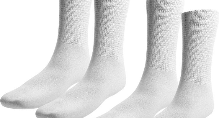 Wearing Diabetic Socks for Men ─ How to Properly Use and Care For Them