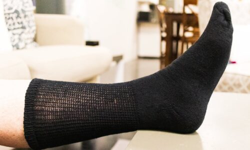 Wearing Diabetic Socks for Men: How to Properly Use and Care For Them