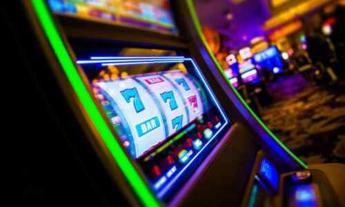 Experience the Thrill ─ 5 Top Slot Games at Online Casino