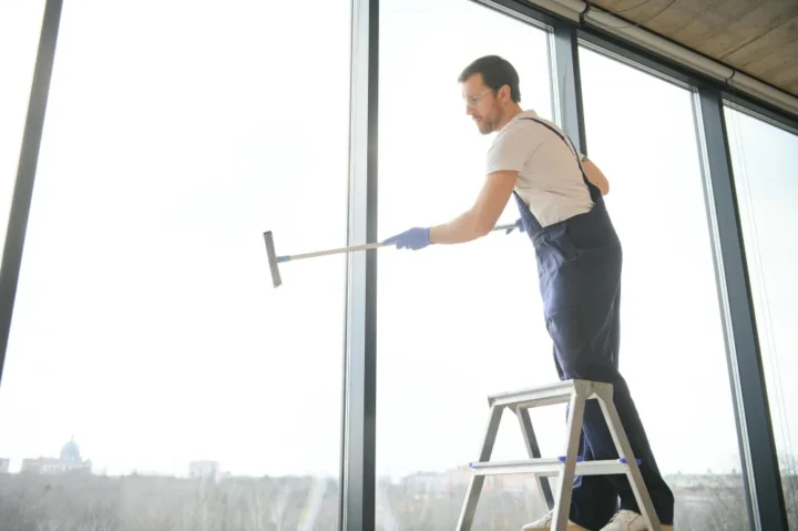 DIY vs. Professional Window Cleaning